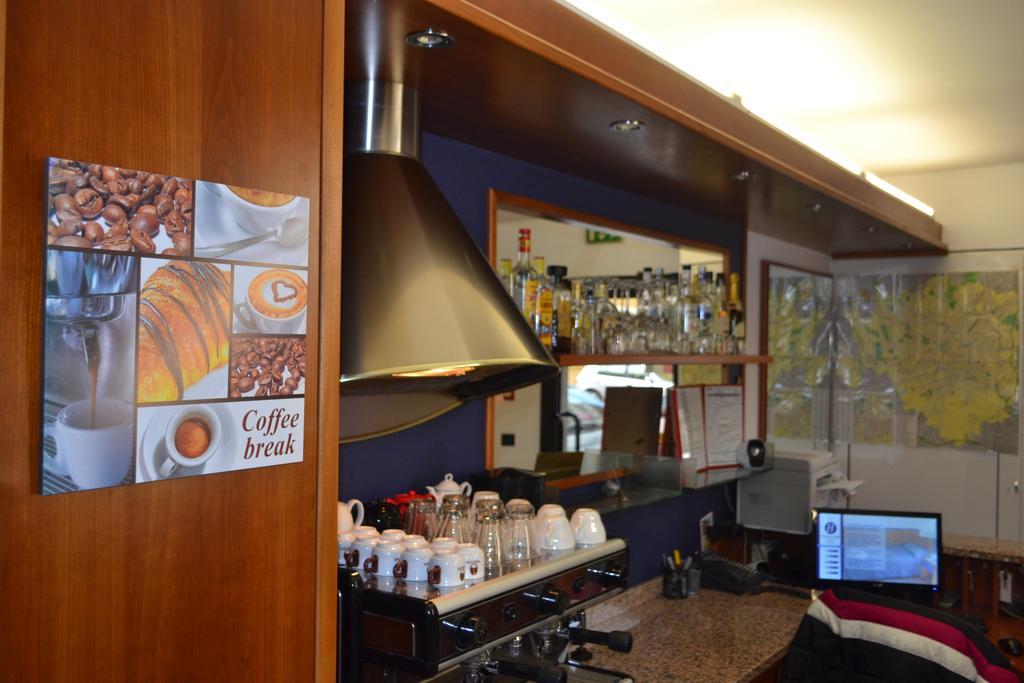 Hotel Iride Stazione Lambrate Citta Studi Milan Exterior photo
