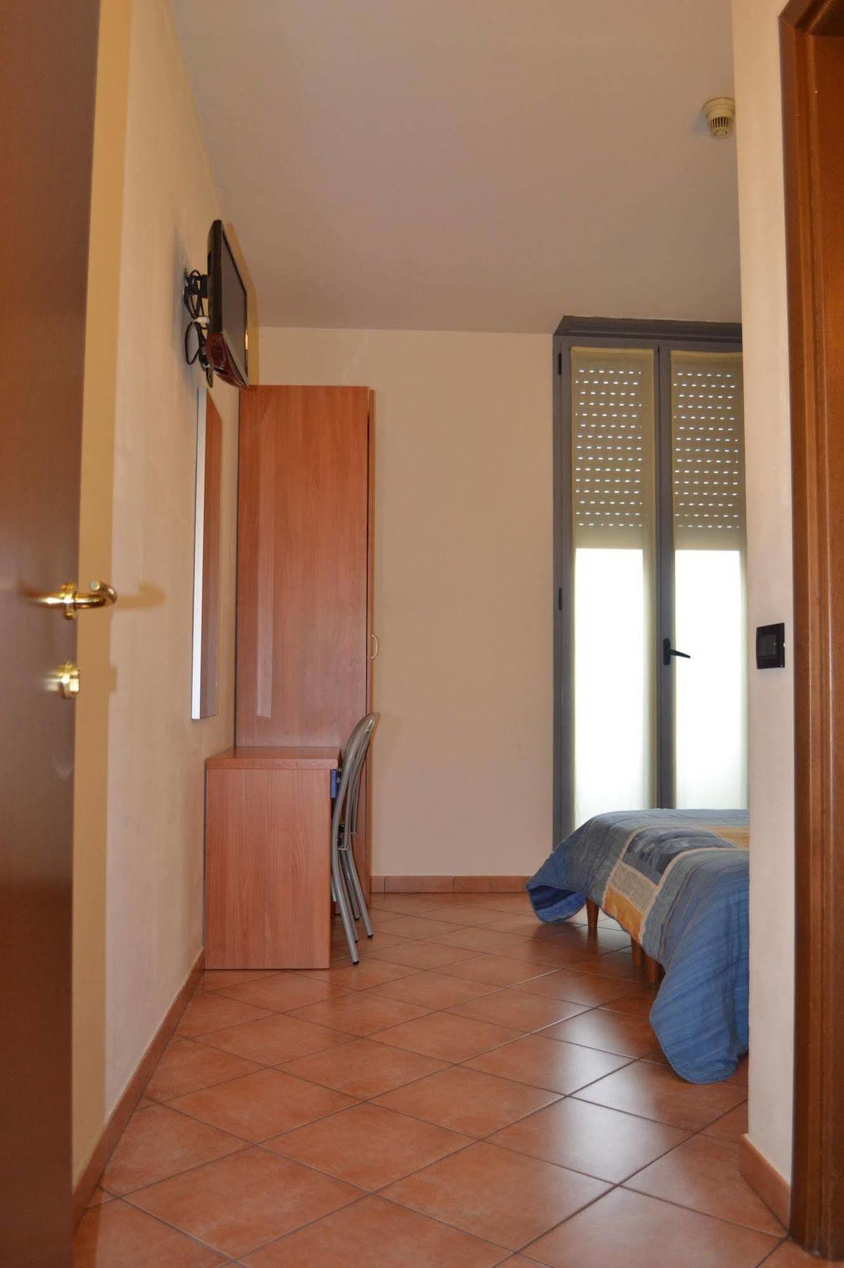 Hotel Iride Stazione Lambrate Citta Studi Milan Exterior photo